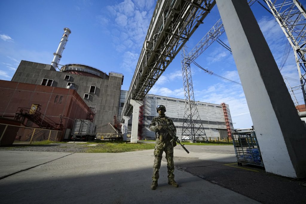 Η Μόσχα υποστηρίζει πως απέκρουσε προσπάθεια κατάληψης του πυρηνικού σταθμού της Ζαπορίζια