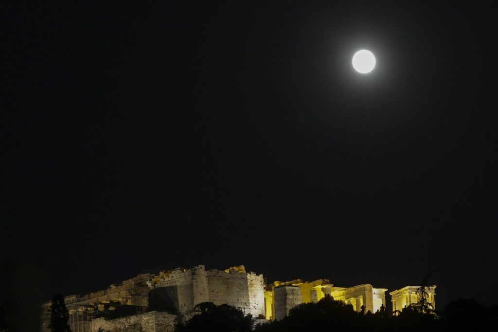 Ελεύθερη είσοδος σε μουσεία, μνημεία και αρχαιολογικούς χώρους για την αυγουστιάτικη πανσέληνο