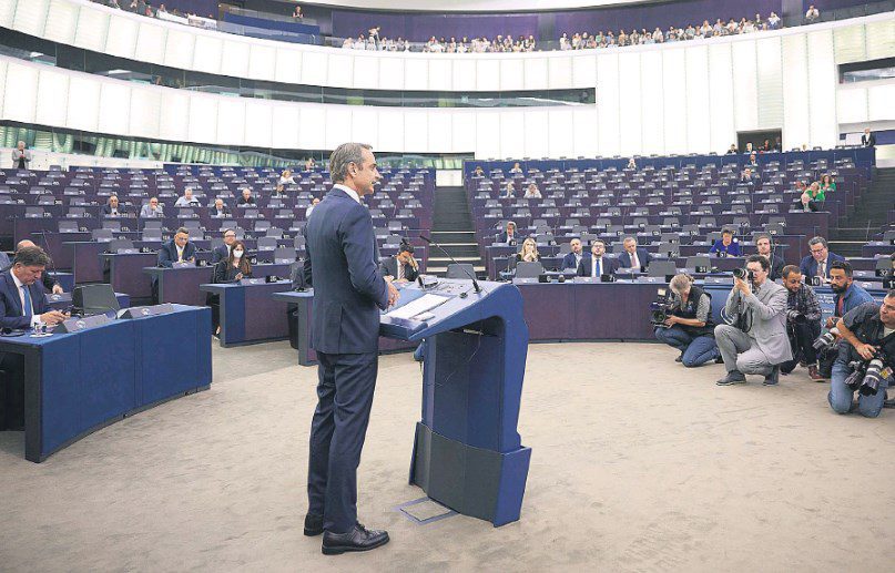 Σκάνδαλο παρακολουθήσεων: Σφυροκόπημα Μητσοτάκη από Ολλανδή ευρωβουλευτή