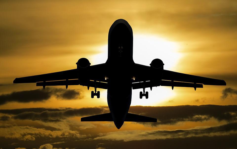 Ηράκλειο: Καπνιστής επιβάτης έκανε… άνω – κάτω πτήση από Πολωνία – Συνελήφθη στο αεροδρόμιο