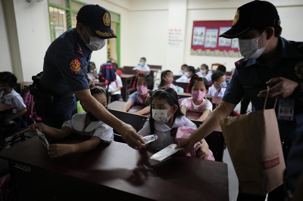 Φιλιππίνες: Ανοιχτά τα σχολεία έπειτα από δύο χρόνια λόγω κορονοϊού