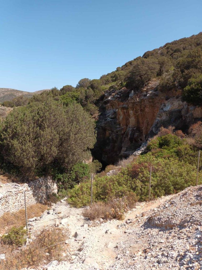 Τα αρχαία λατομεία μαρμάρου της Πάρου πρέπει να διασωθούν και να αναβαθμιστούν