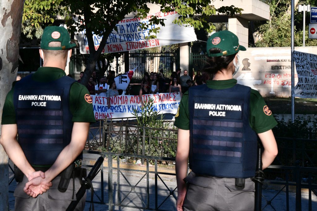 Αδειάζουν την κυβέρνηση Μητσοτάκη οι συνδικαλιστές της ΕΛΑΣ: «Δεν υπάρχει πουθενά στον κόσμο αστυνομία στα πανεπιστήμια» (Video)