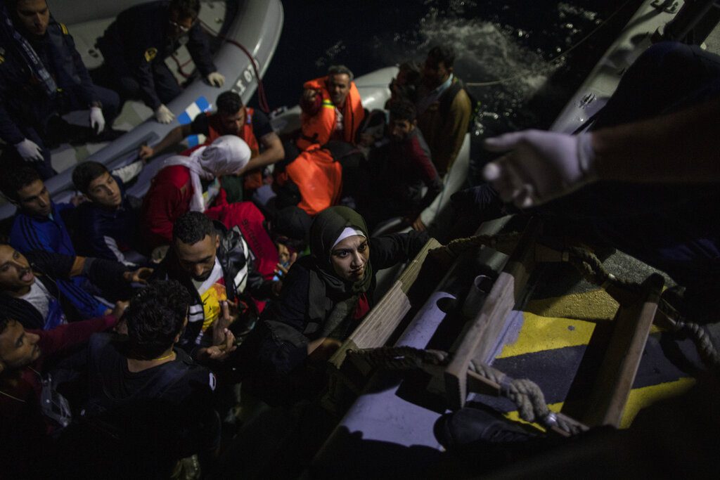 Προσφυγικό: Έρευνες για εντοπισμό προσφύγων στη Πύλο- Αγωνία για αγνοούμενους