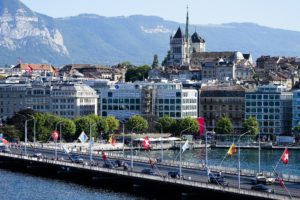 Οι Ελβετοί ψήφισαν υπέρ της καταβολής 13ης σύνταξης