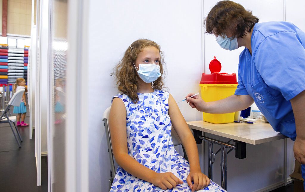 Κορονοϊός: Η Σουηδία δεν συνιστά πλέον τον εμβολιασμό των εφήβων