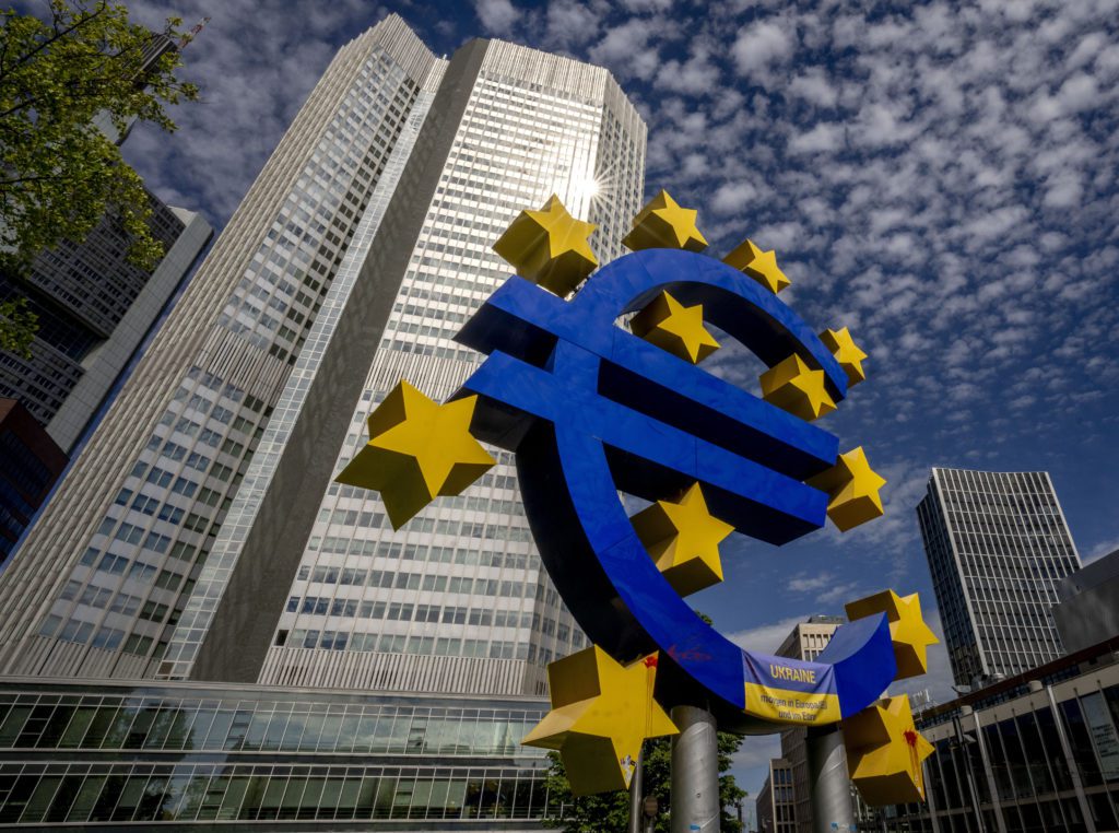 Αύξηση – «μαμούθ» των επιτοκίων από την ΕΚΤ κατά 0,75%