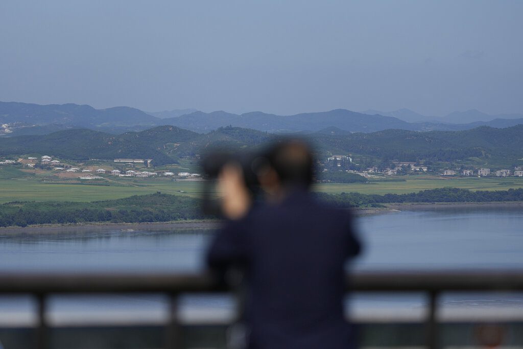Η Βόρεια Κορέα εγκρίνει νόμο για… προληπτικά πυρηνικά χτυπήματα
