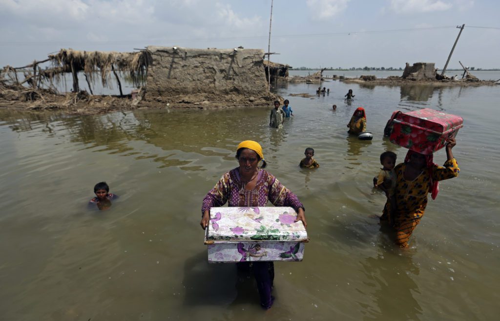Unicef: Τουλάχιστον 16 εκατομμύρια παιδιά έχουν επηρεαστεί από τις πλημμύρες στο Πακιστάν