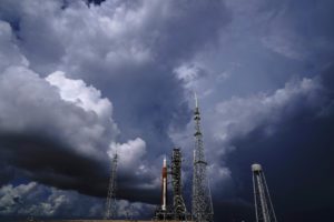 NASA: Τρίτη αναβολή της εκτόξευσης της αποστολής «Άρτεμις» λόγω του τυφώνα Ίαν