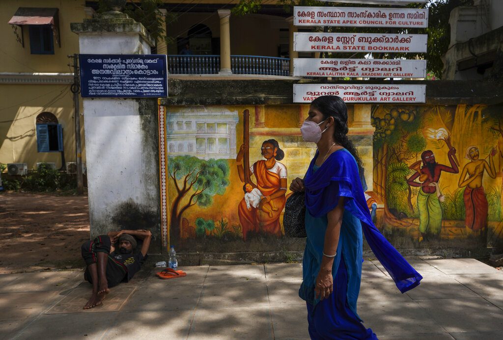 Ινδία: Αναγνωρίστηκε το δικαίωμα όλων των γυναικών στην άμβλωση