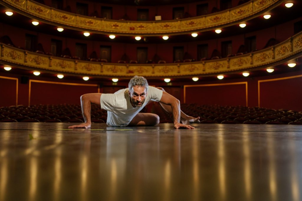 Ο «Αλκίνοος» του Γιάννη Ευθυμιάδη – 21 έως 25 Σεπτεμβρίου στο Δημοτικό Θέατρο Πειραιά