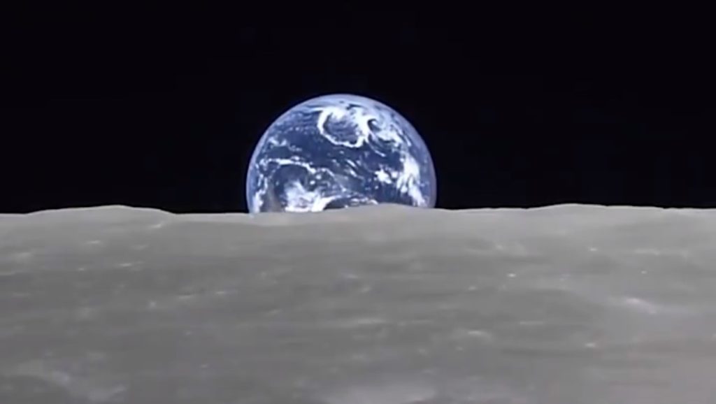 Εντυπωσιακές εικόνες: Η ανατολή της Γης από την επιφάνεια της Σελήνης (Video)
