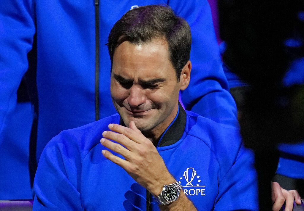 Τένις: Συγκίνηση και δάκρυα στο «αντίο» του Φέντερερ