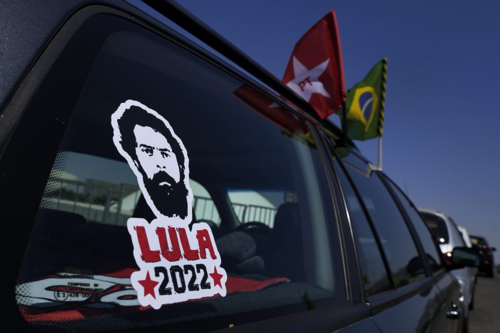 Βραζιλία: Διευρύνει το προβάδισμά του ο Λούλα – Τι έδειξε νέα δημοσκόπηση