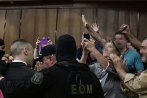 Νεοναζιστικός «οχετός» στο Εφετείο με την ανοχή αστυνομίας και κυβέρνησης Μητσοτάκη (Photos)