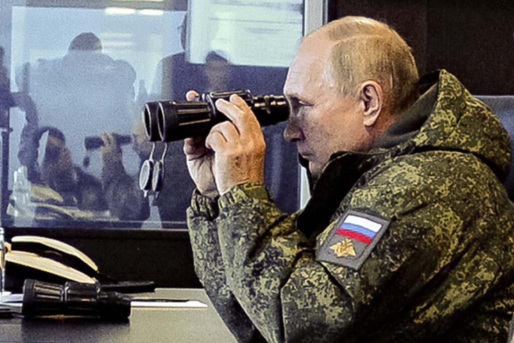 Ρωσία: «Καρατομήθηκε» ο επικεφαλής της στρατιωτικής επιμελητείας – Ψάχνουν τη λύση στην επιστράτευση