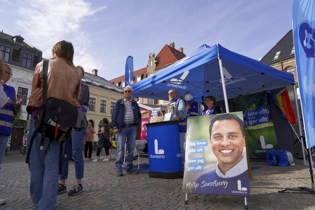 Σουηδία: Αμφίρροπες βουλευτικές εκλογές σήμερα