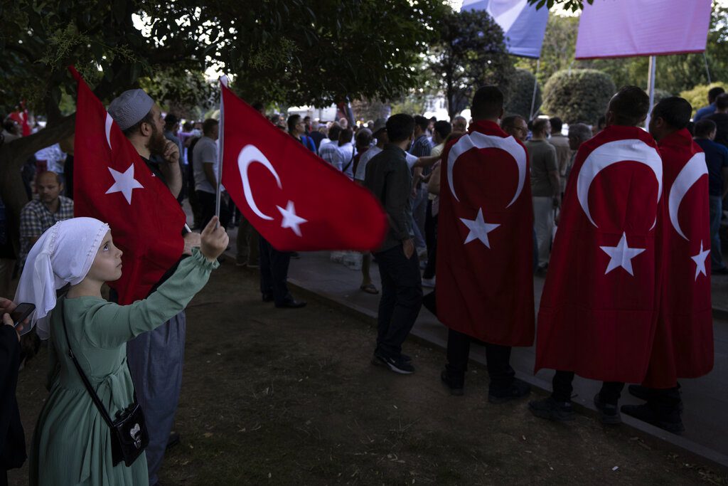 Τουρκία για τις πωλήσεις όπλων των ΗΠΑ στην Κύπρο: «Απάντηση στην προσέγγιση Ερντογάν – Πούτιν;»