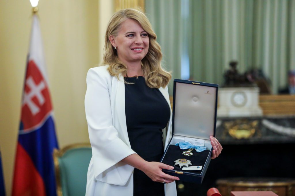 Αμήχανα σχόλια από Μητσοτάκη στη συνάντηση με την πρόεδρο της Σλοβακίας