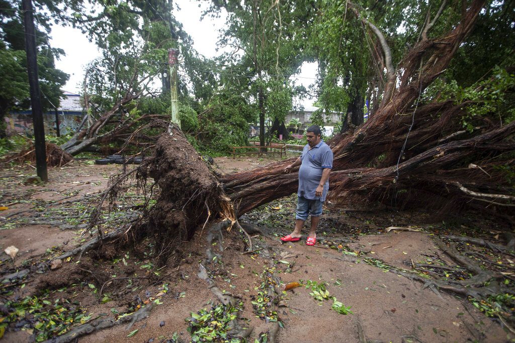 Κυκλώνας «Τζούλια»: Τουλάχιστον 28 νεκροί στην κεντρική Αμερική – Ανυπολόγιστες καταστροφές (Photos – Video)