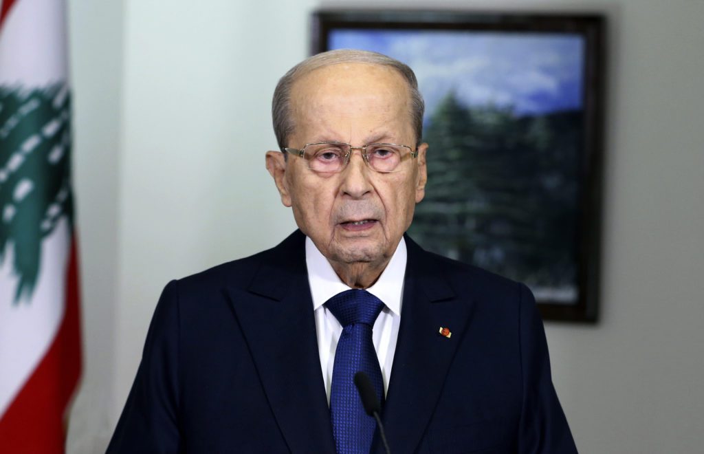 Λίβανος: Αποχωρεί ο Πρόεδρος Αούν εν μέσω οικονομικής κρίσης