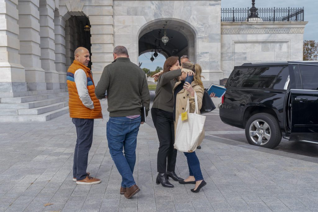 ΗΠΑ: Θρίλερ με εισβολέα στο σπίτι της Νάνσι Πελόζι