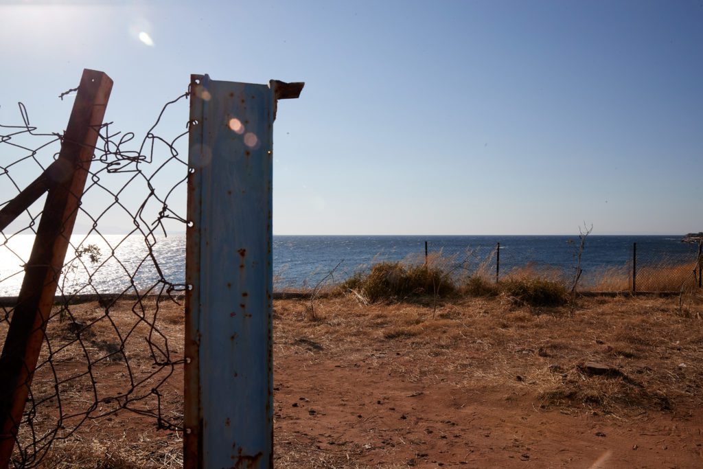 Μάτι: Διεκόπη για τις 7 Νοεμβρίου η δίκη – Τραγελαφικές εικόνες με την ακατάλληλη αίθουσα