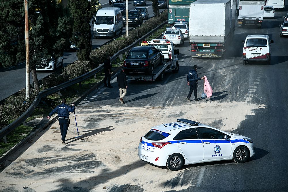 Καραμπόλα τεσσάρων οχημάτων στον Κηφισό – Πληροφορίες για έναν ελαφρά τραυματία