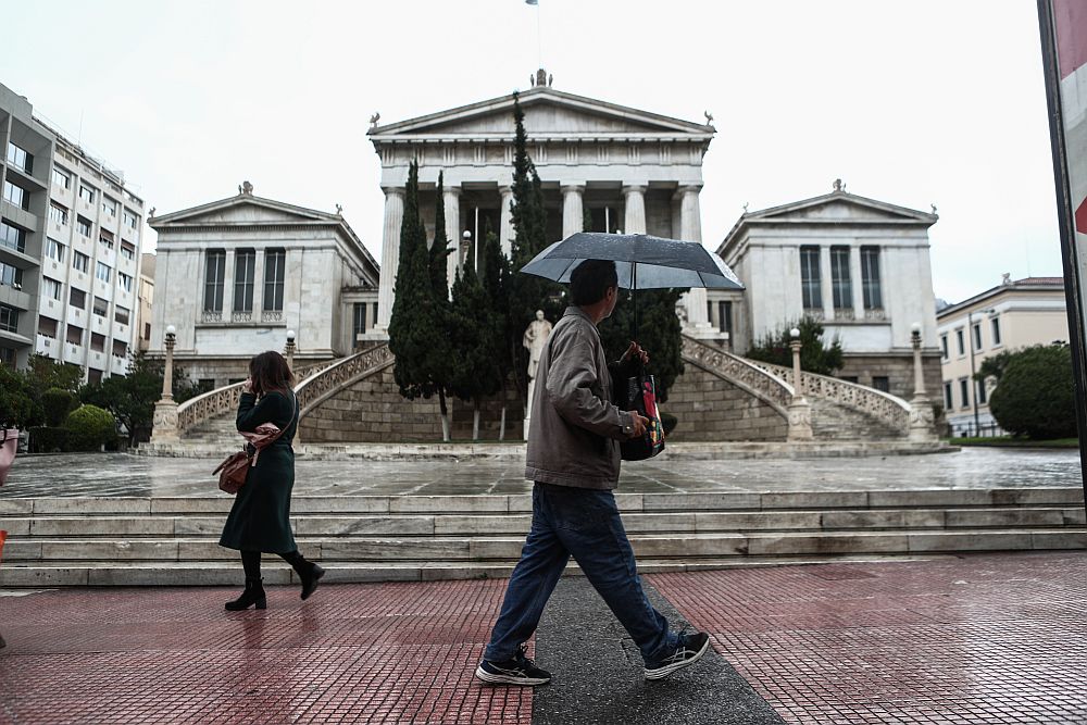 Επικαιροποιείται το Έκτακτο Δελτίο Επικίνδυνων Καιρικών Φαινομένων: Πού θα χτυπήσουν τα φαινόμενα τις επόμενες ώρες (LIVE)