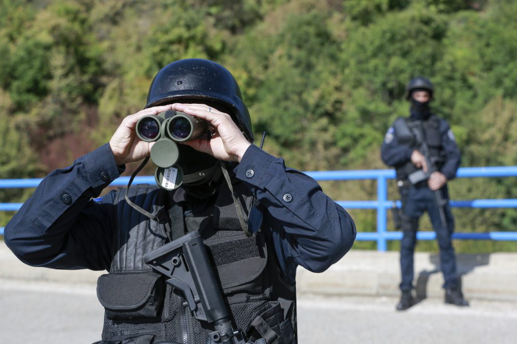 Κλιμακώνεται η ένταση στο Κόσοβο: Σε πολεμικό συναγερμό ο σερβικός στρατός