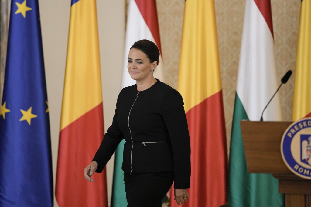 Στο Κίεβο η πρόεδρος της Ουγγαρίας μετά από πρόσκληση του Ζελένσκι