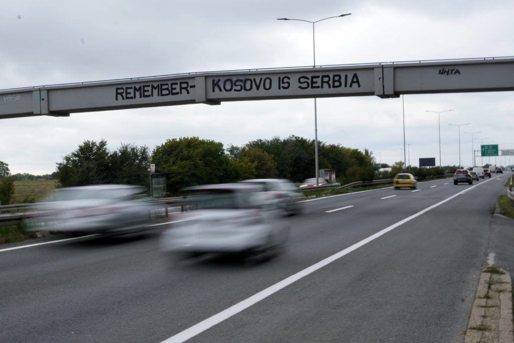 «Ναυάγιο» στις συνομιλίες Σερβίας-Κοσόβου για τις πινακίδες κυκλοφορίας