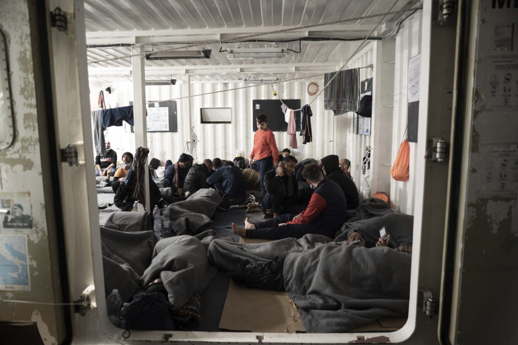 Λιμάνι στους 243 πρόσφυγες του πλοίου Ocean Viking προσφέρει η Γαλλία