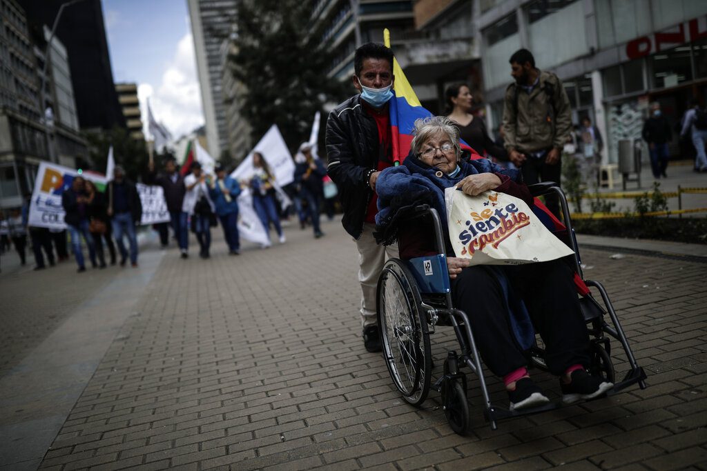 Κολομβία: Τολμηρή μεταρρύθμιση αυξάνει τους φόρους για τους πλουσιότερους
