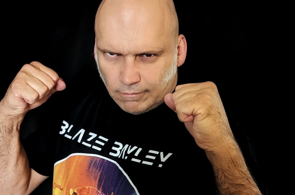 Blaze Bayley: «Όποιος ανάβει καπνογόνα σε συναυλίες είναι εγωιστής που αδιαφορεί για τους γύρω του»