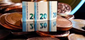Τι καταβάλλεται από e-ΕΦΚΑ, ΔΥΠΑ και ΟΠΕΚΑ έως την Παρασκευή