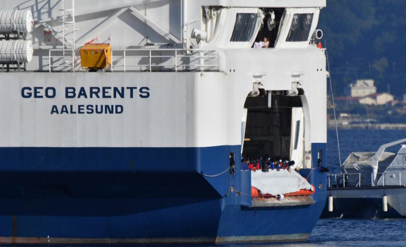Iταλία: Στο λιμάνι της Κατάνης το πλοίο Geo Barents με 572 μετανάστες (Video)