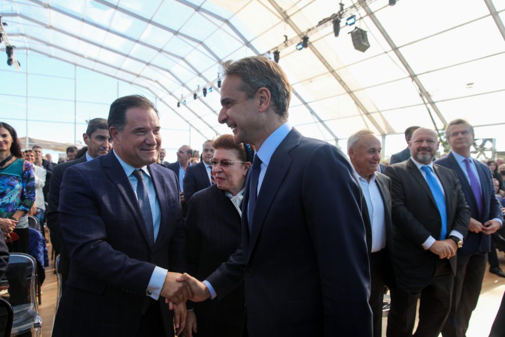 Ο Άδωνης πανηγυρίζει επειδή ο Τύπος «κράζει» περισσότερο Μητσοτάκη από τον ίδιο