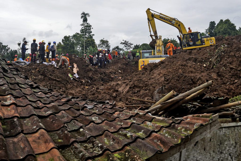 Σεισμός στην Ινδονησία: Αυξήθηκε ο τραγικός απολογισμός των θυμάτων – Στους 11 οι αγνοούμενοι