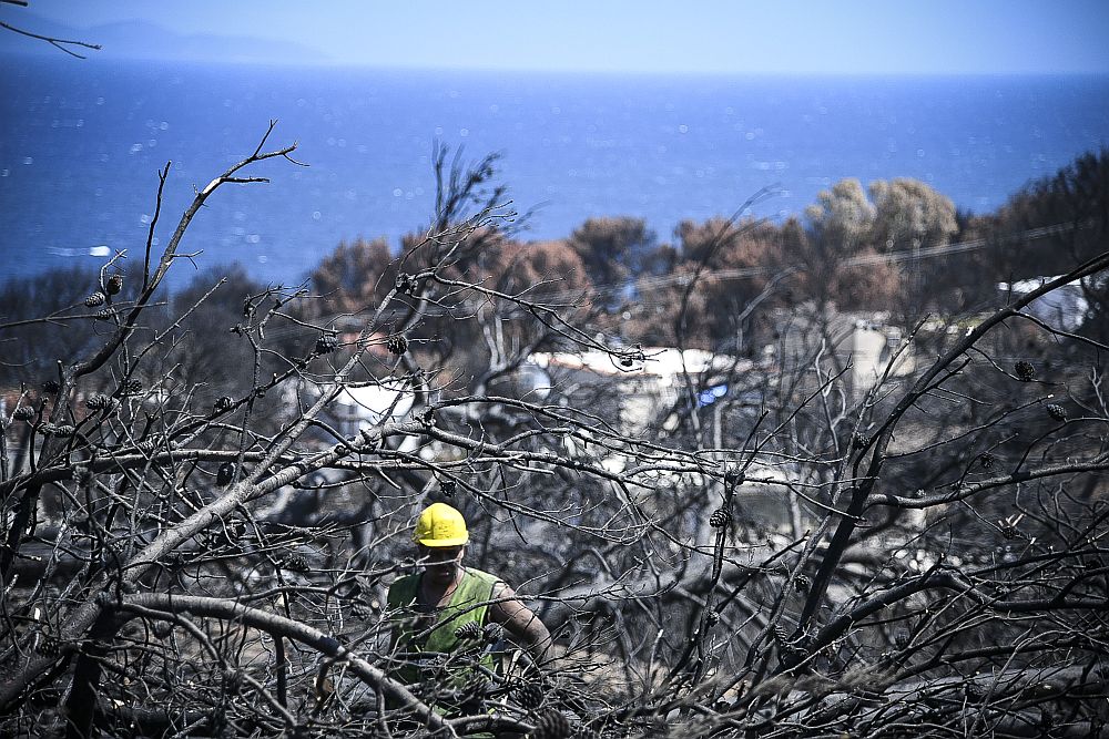 Δίκη – Μάτι: Συγκινούν οι συγγενείς των θυμάτων – «Όσο δεν επικοινωνούσε αρχίσαμε να καταλαβαίνουμε…»