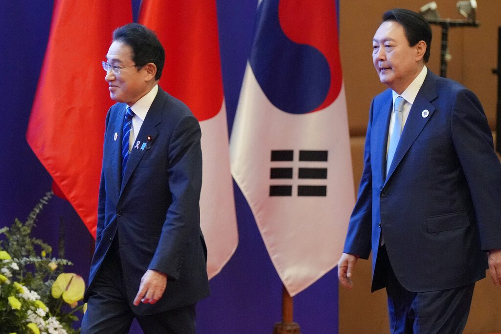 Νότια Κορέα: Ο πρόεδρος της χώρας ζητά μεγαλύτερη συνεργασία με Κίνα και Ιαπωνία