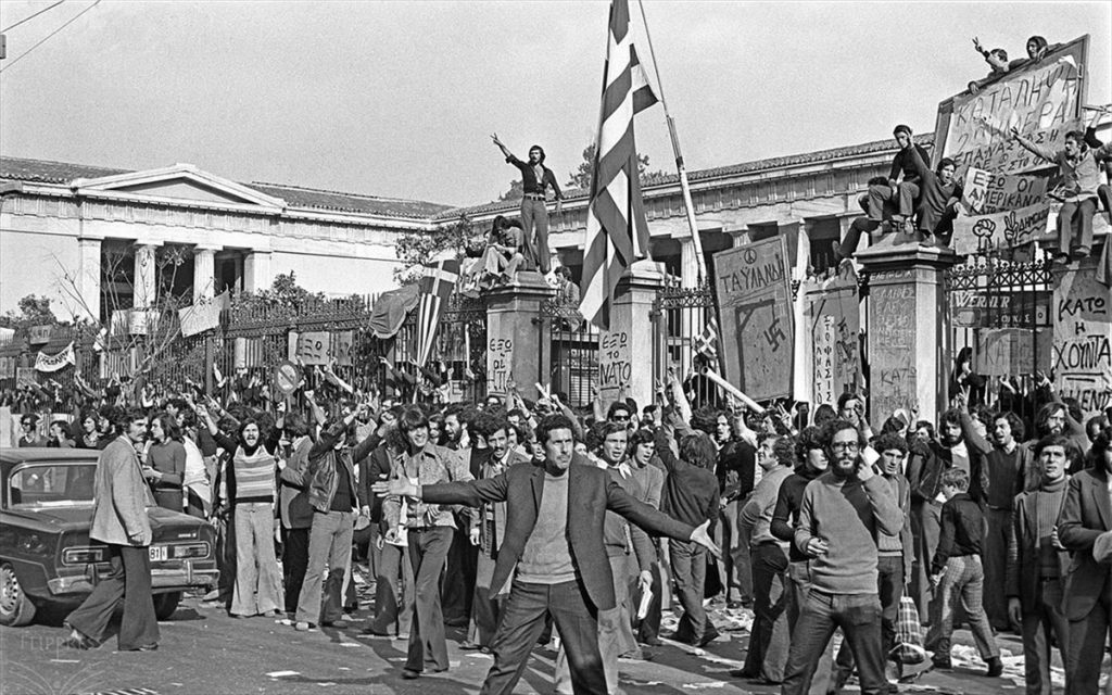 Παρέμβαση-ντοκουμέντο του Κώστα Λαλιώτη για το βιβλίο του Ανδρουλάκη «Πριν σβήσουν τα Φώτα»