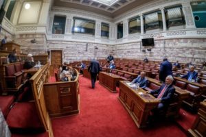 ΣΥΡΙΖΑ για Επιτροπή Θεσμών: Ο Δημητριάδης άδειασε Μητσοτάκη και ακύρωσε όλες τις δικαιολογίες του
