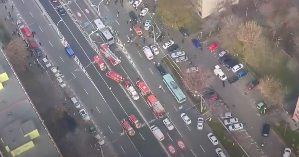 Ρουμανία: Οι πρώτες εικόνες από το σημείο του δυστυχήματος με το λεωφορείο (Videos)