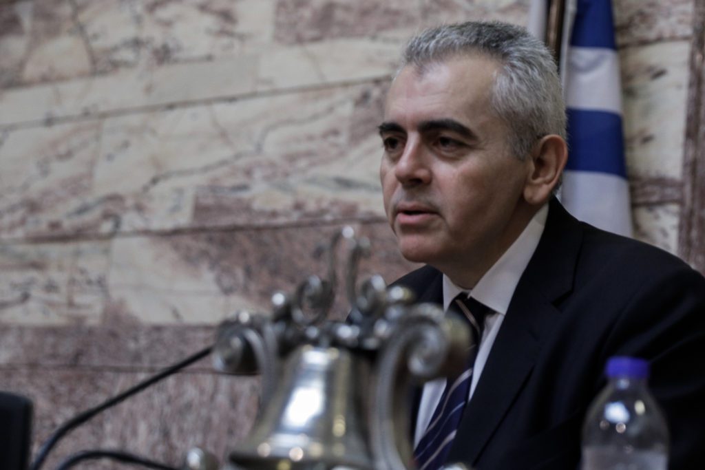 Σκάνδαλο υποκλοπών: Διαλεύκανση της «υπόθεσης που δηλητηριάζει την πολιτική ζωή» ζητά ο Χαρακόπουλος