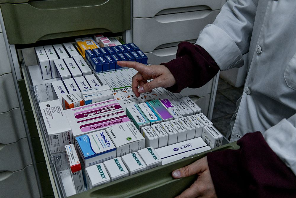 Σοβαρές ελλείψεις φαρμάκων: Αναστολή άδειας σε δύο φαρμακαποθήκες που αρνήθηκαν έλεγχο αποθεμάτων