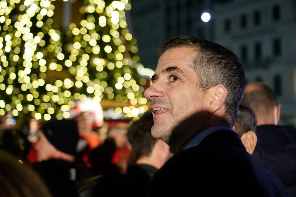 Η μουτζούρα της Αθήνας έχει ονοματεπώνυμο: Κώστας Μπακογιάννης