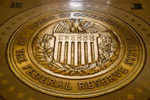 Αντιπρόεδρος Fed: «Υπόδειγμα κακοδιαχείρισης η SVB &#8211; Ανάγκη για βελτίωση του τραπεζικού συστήματος»