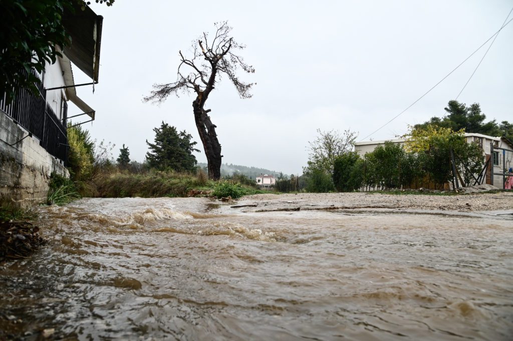 Πού θα βρέξει την Παρασκευή – Η πρόγνωση του καιρού από την ΕΜΥ